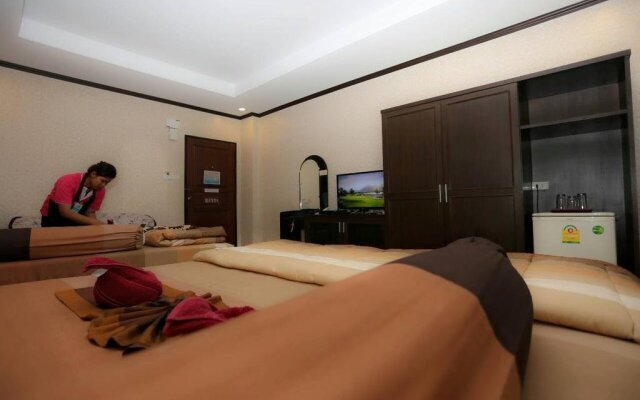 J L Residence Hotel
