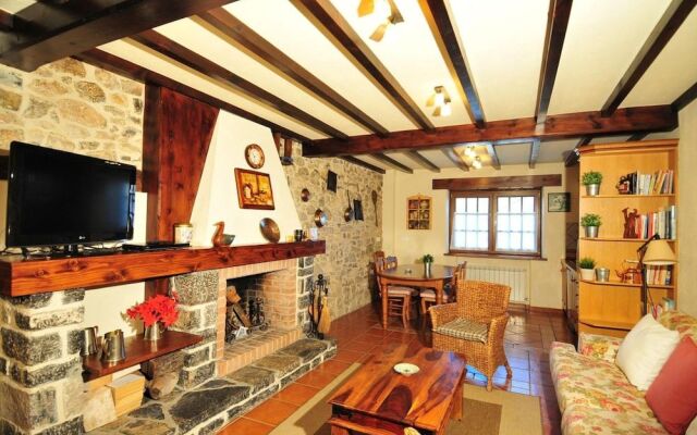 Apartamentos Llugarón