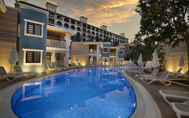 Quattro Beach Spa & Resort Hotel