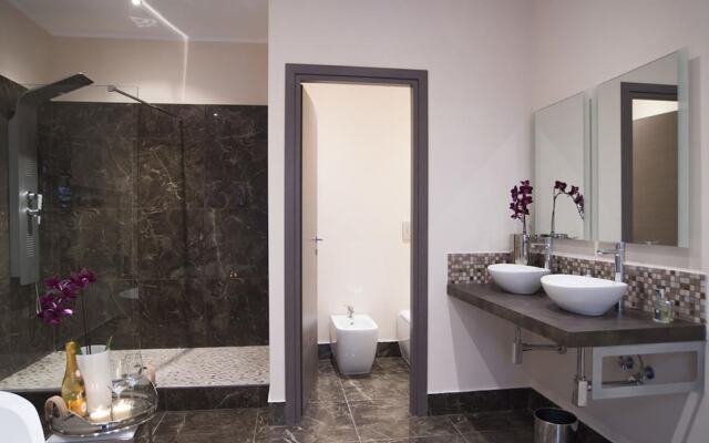 Colonna 18 Guest House