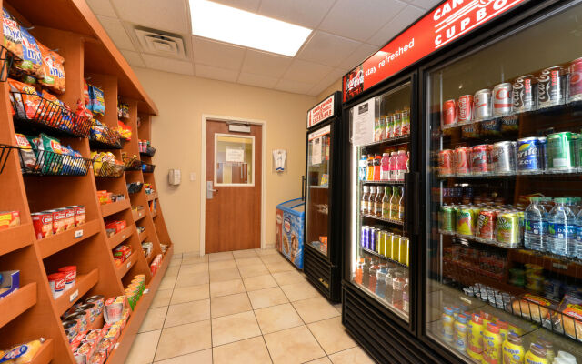 Candlewood Suites Terre Haute by IHG