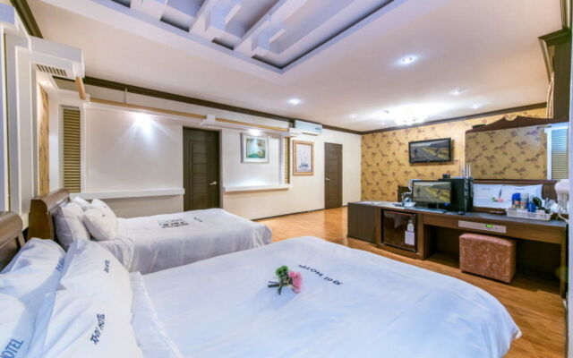 Xi Motel