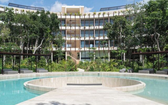 Moderno Loft Temple II A112 By Sandy Powerful