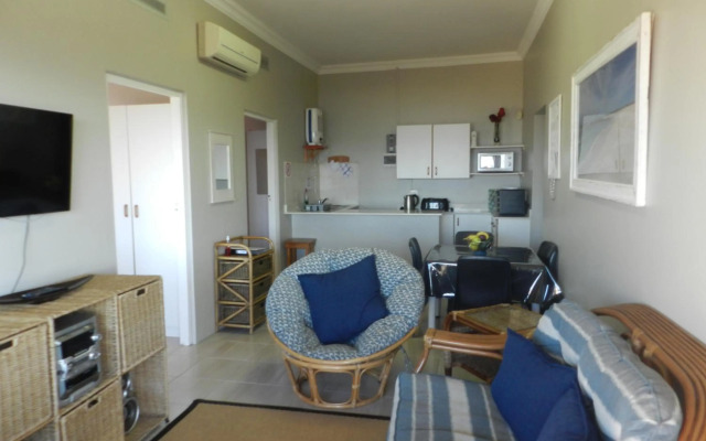The Sparrow's Nest Beach-Front Self-catering
