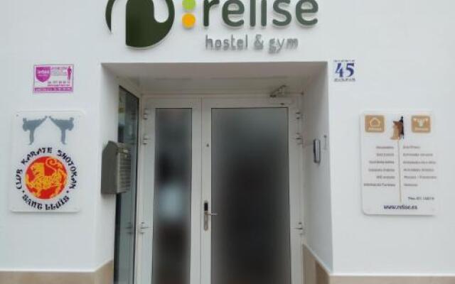 Hostel & Gym Relise - Albergue Juvenil