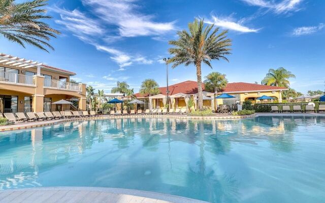 Water Park Luxury 2BR Near Disney