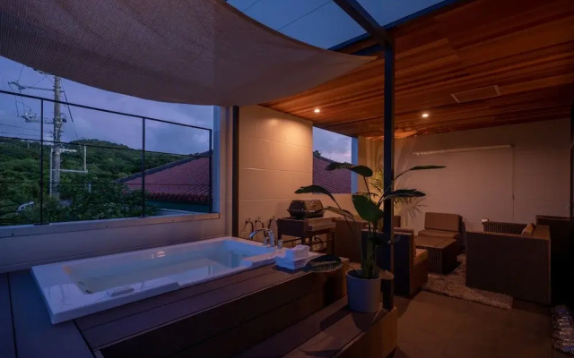 Urban Villa Resort YAE