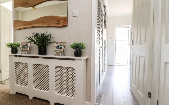 2 Pine Grove