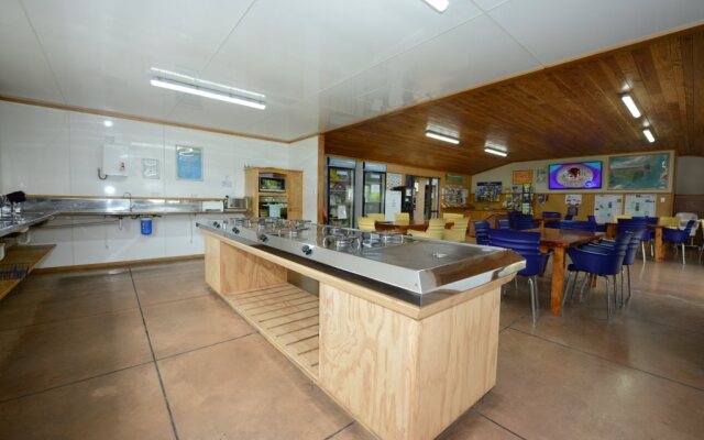 Bowentown Beach Holiday Park