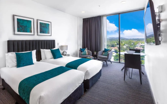 Essence Suites Taringa