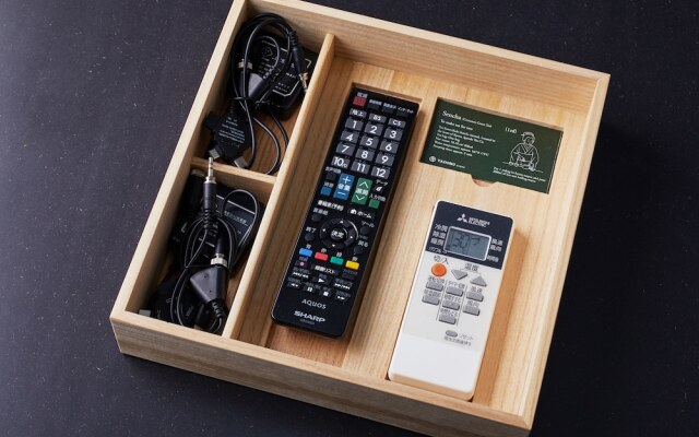 YADORU KYOTO HANARE Dokutsu No Yado