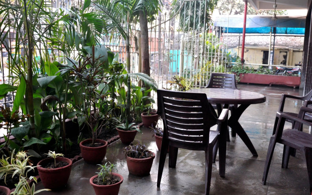 Gautam Hotel