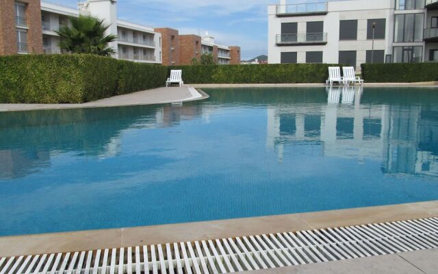 Attractive Holiday Home Near the Beach