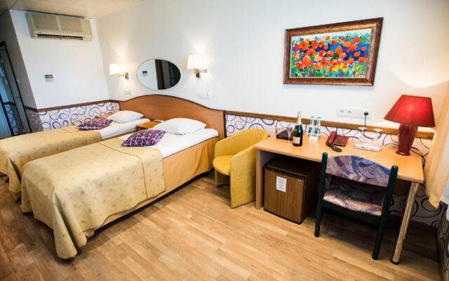 Отель Hestia Hotel Susi