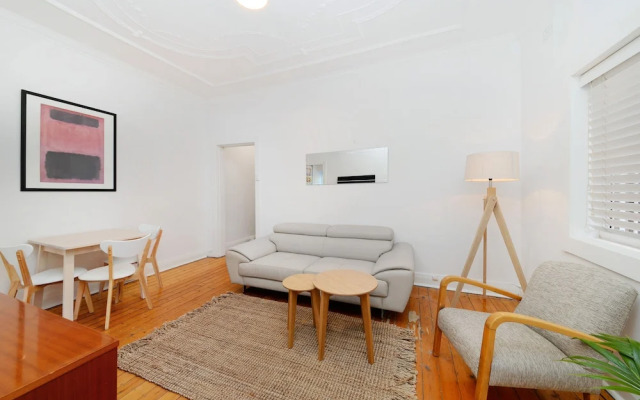 Beautiful 2Bdrm Beachside Getaway
