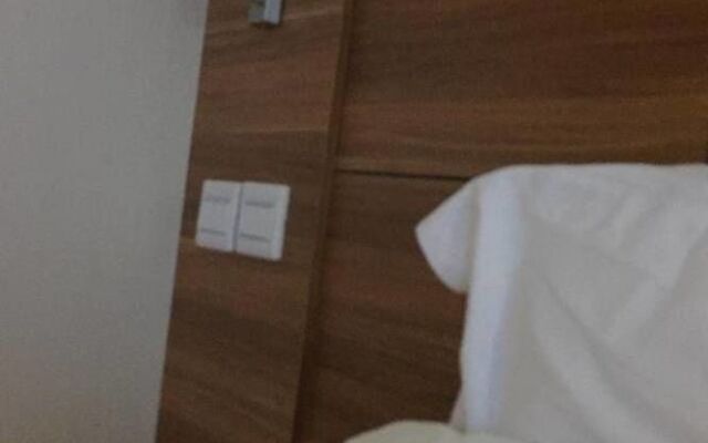 Rongcheng Holiday Hotel-xiyue City