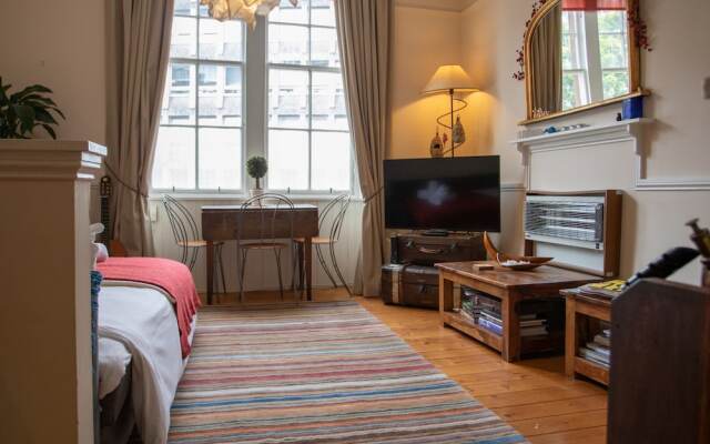 1 Bedroom Flat In Edinburgh
