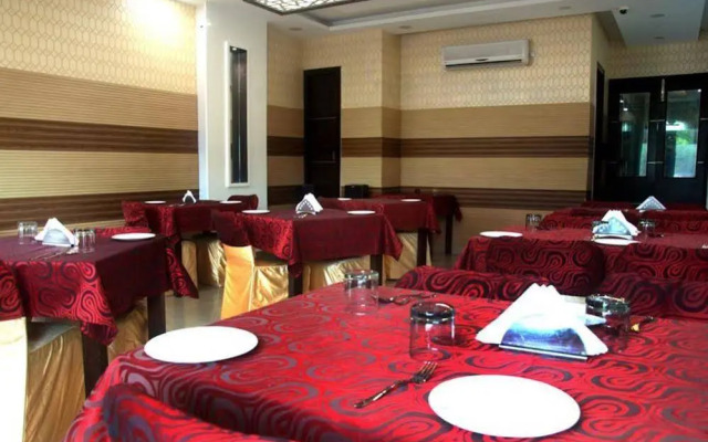 Capital O 1391 Hotel Pushpa Vilas