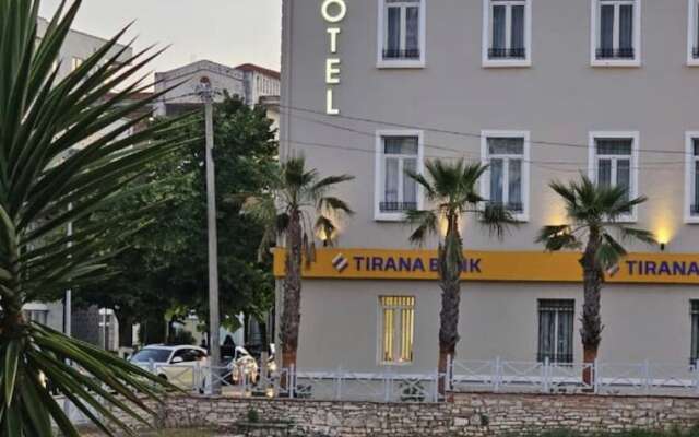 HEIRESS Hotel