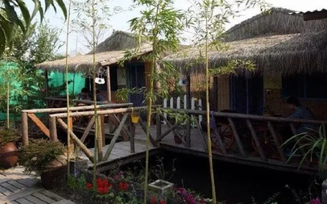 Xitang Baicaoyuan Inn