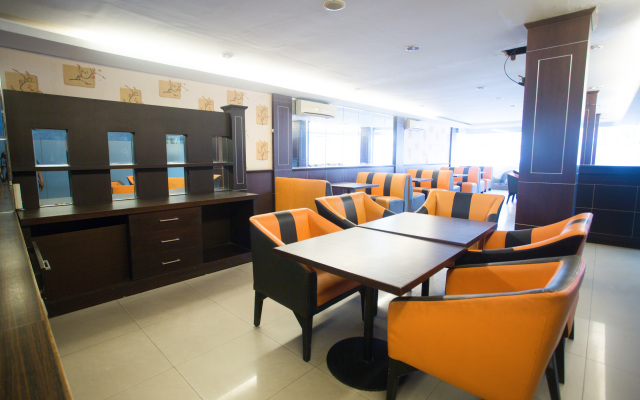 OYO 1724 Hotel Sembilan Sembilan