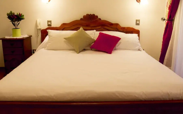 La Perla Hotel