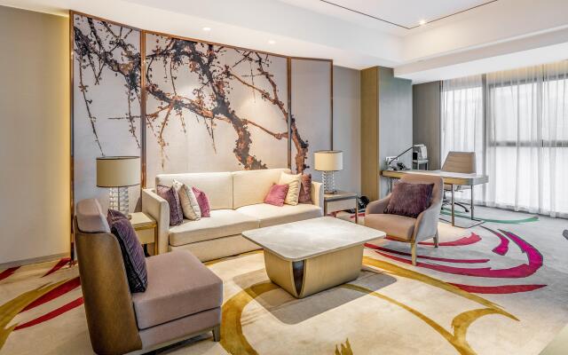Crowne Plaza Yibin by IHG