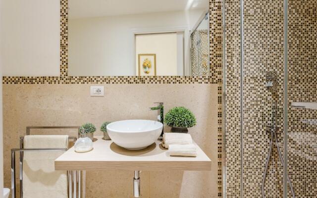 Casa Vera in Lucca with 2 Bedrooms And 2 Bathrooms