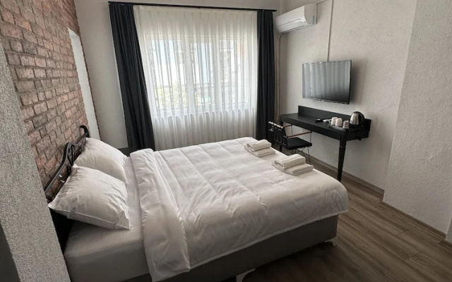 Deri̇n Buti̇k Hotel