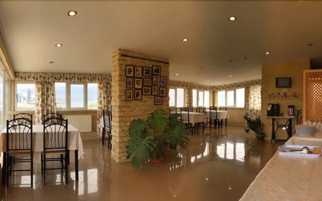 Buta Hotel
