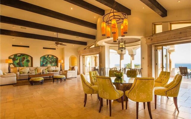 Two Luxurious Villas Perfect for Golfers at Dos Casas