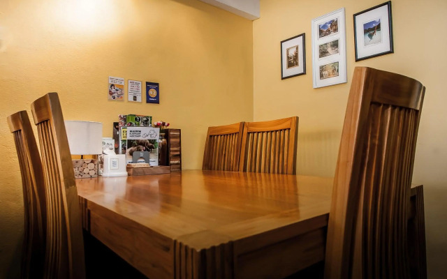 Thai Thai Hostel