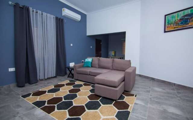 The Blank Lounge & Apartment