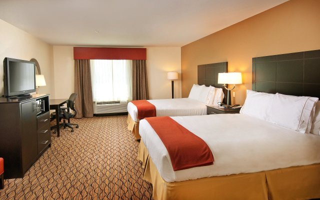 Holiday Inn Express Hotel & Suites Pearsall, an IHG Hotel