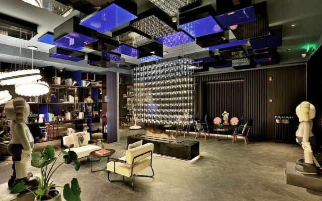 Hangzhou Vline Hotel