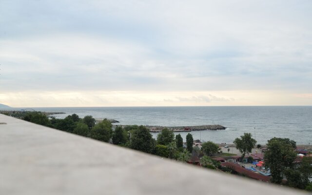 The Alarga Premier Hotel