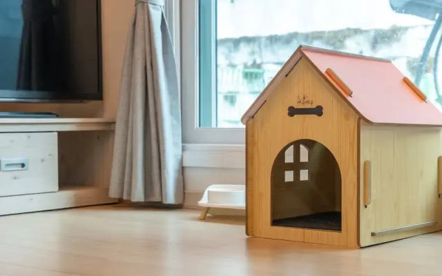 Pocheo Welcome Paw and Meow Pet Pension