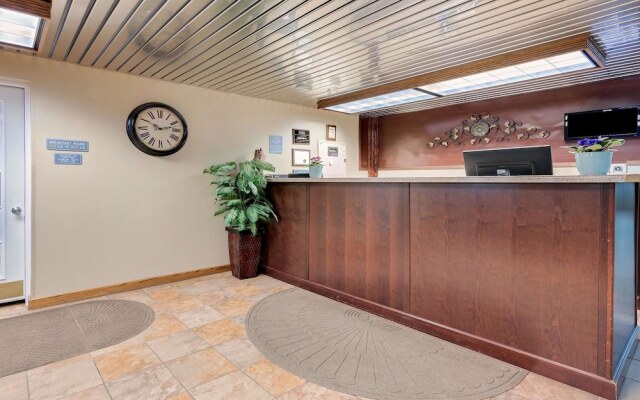 Travelodge Grand Forks