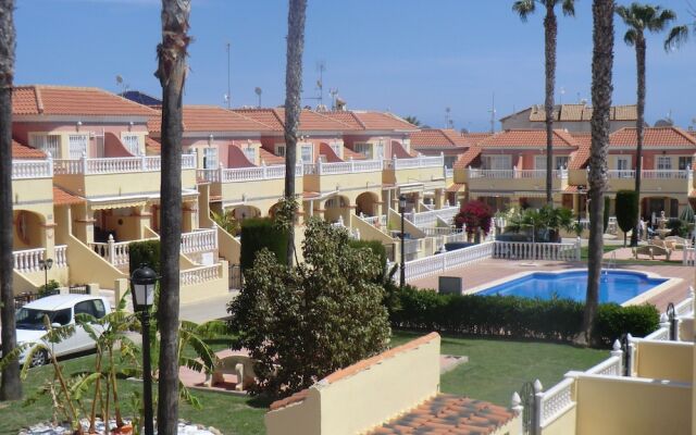 Casas Holiday-Playa Cabo Roig