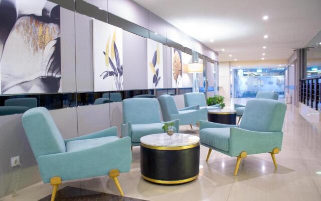 Nevada Ketapang Hotel