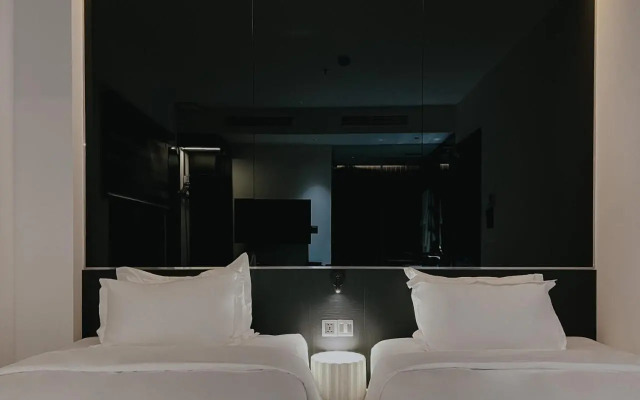 Tropical, Center District 1, HCMC