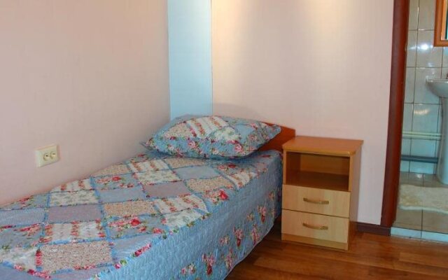 U Azovskovo Morya Mini-hotel