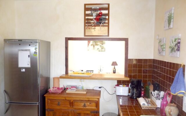 House With 3 Bedrooms in Saint-nazaire-d'aude, With Private Pool, Encl