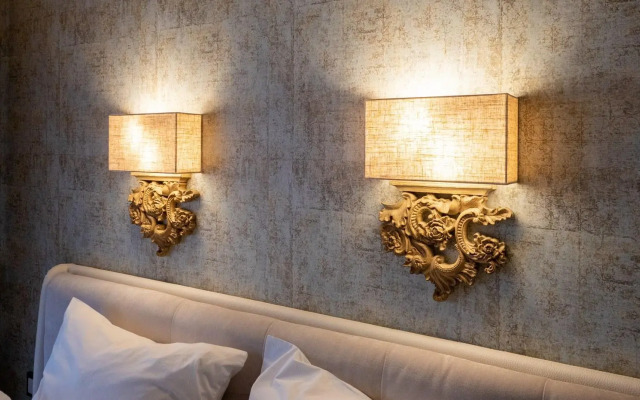 Paradise Center Apartment 1