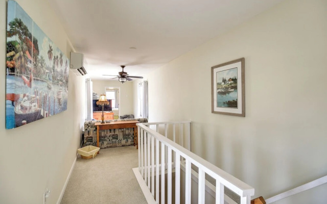 Stroll Into Town: Cozy Apartment in Kilmarnock