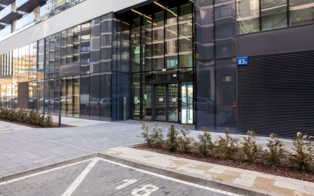 Wola Chic Brown Studio