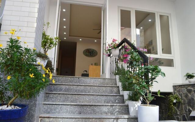 V&B House