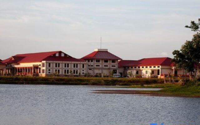 Horizon Lake View Resort