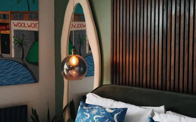 Peaceful & Unique Maisonette in Central London