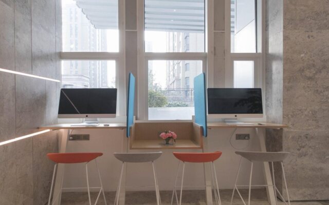 Holiday Inn Express Liyang Huafu by IHG